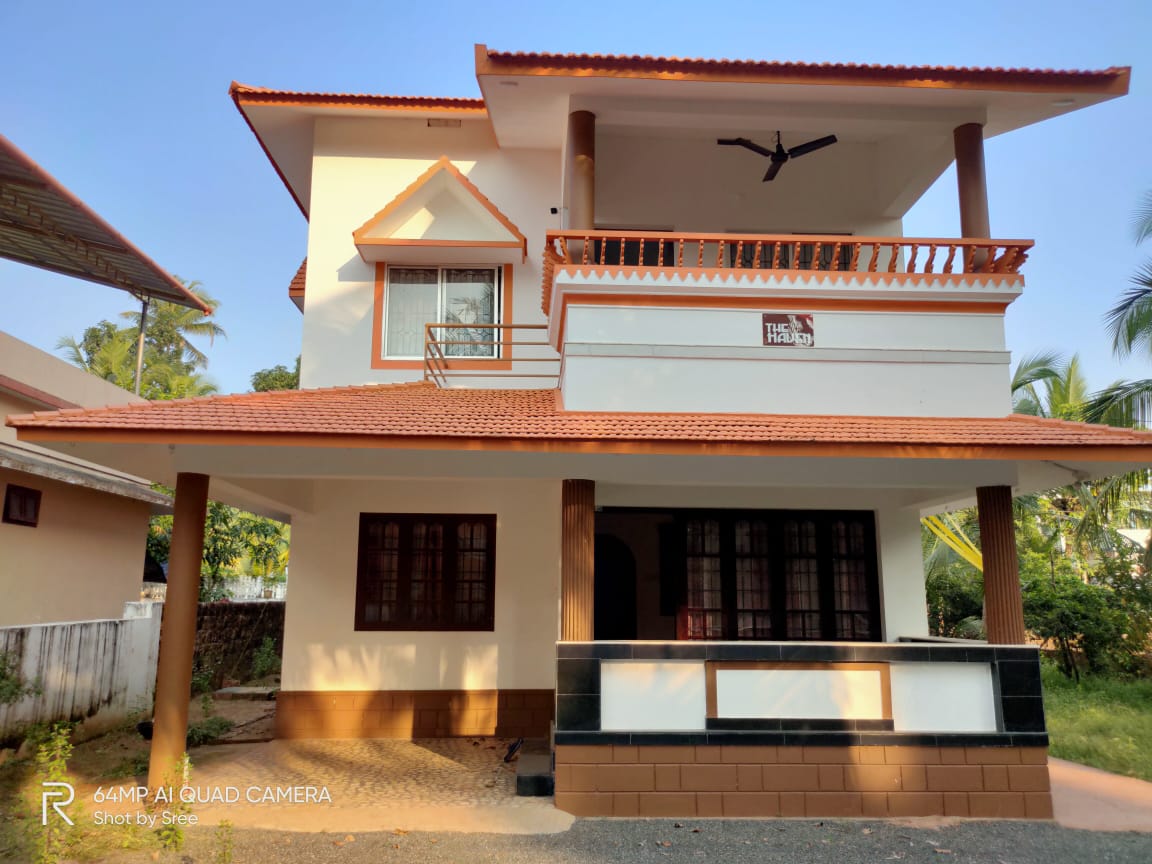 4 bedroom house plus 16.75 cents plot at Payyanur