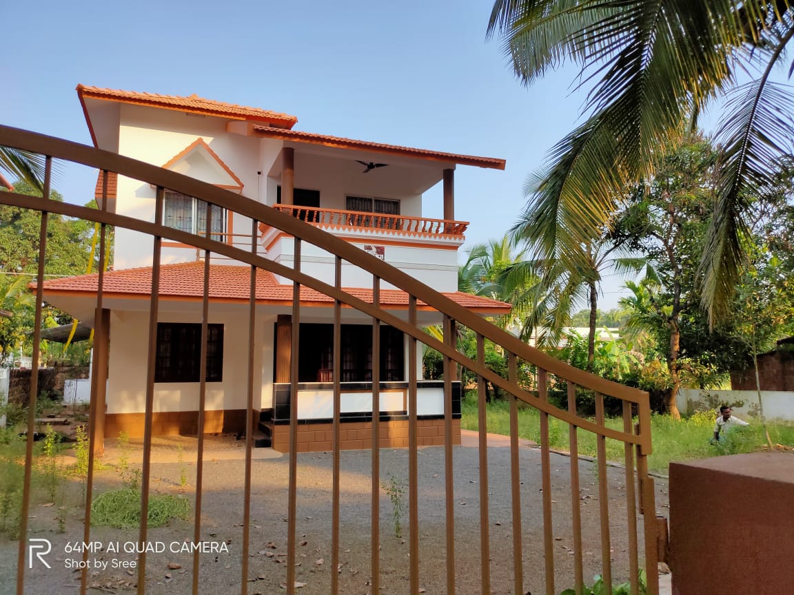 4 bedroom house plus 16.75 cents plot at Payyanur