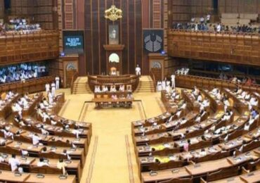 സോഷ്യല്‍ മീഡിയയില്‍ നമ്മുടെ എം എല്‍ എമാര്‍ ശരാശരി മാത്രം