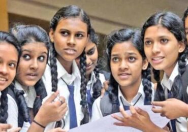 വിദ്യാഭ്യാസം : ഉയരുന്ന എ പ്ലസുകളും താഴുന്ന നിലവാരവും