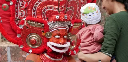 തെയ്യം — കേരളത്തിന്റെ പ്രാചീന ഗോത്രാചാരത്തിന്റെ ആത്മാവും ആദ്ധ്യാത്മിക സത്യവും